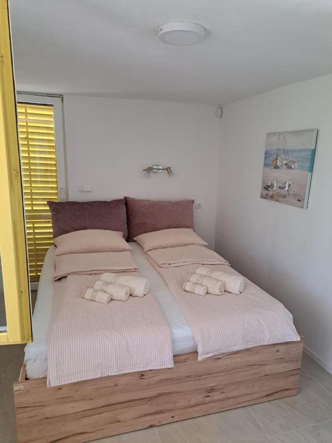 פוסדריה Beach House Suzi מראה חיצוני תמונה